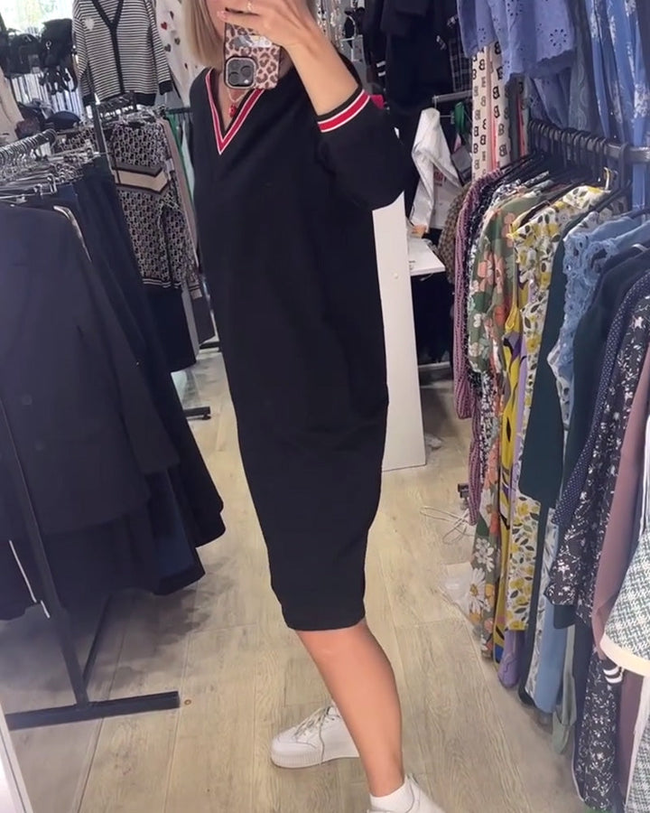 WANDA | SPORTY STRIPE TRIM V-NECK DRESS WITH POCKETS