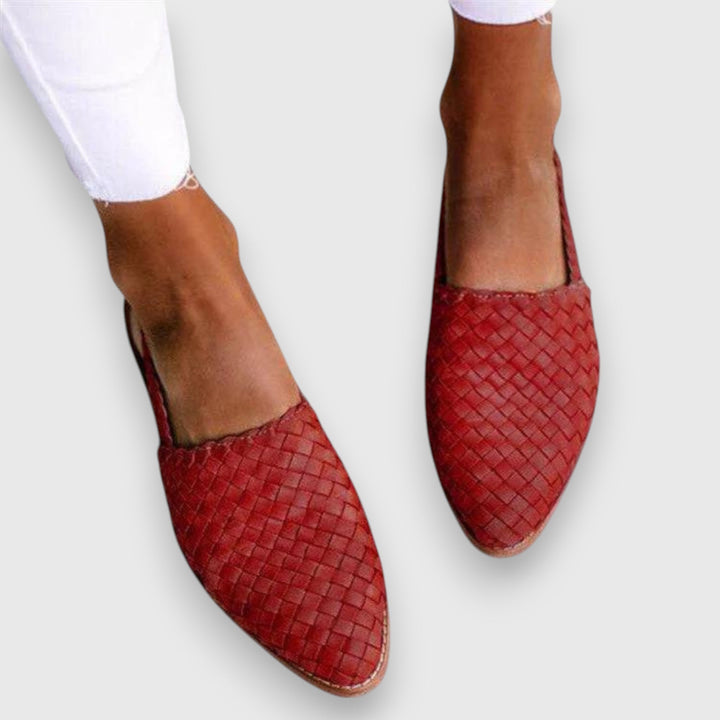 LYSENA | COMFY SANDALS