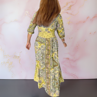 MARGA | ELEGANT SUMMER DRESS WITH V-NECK