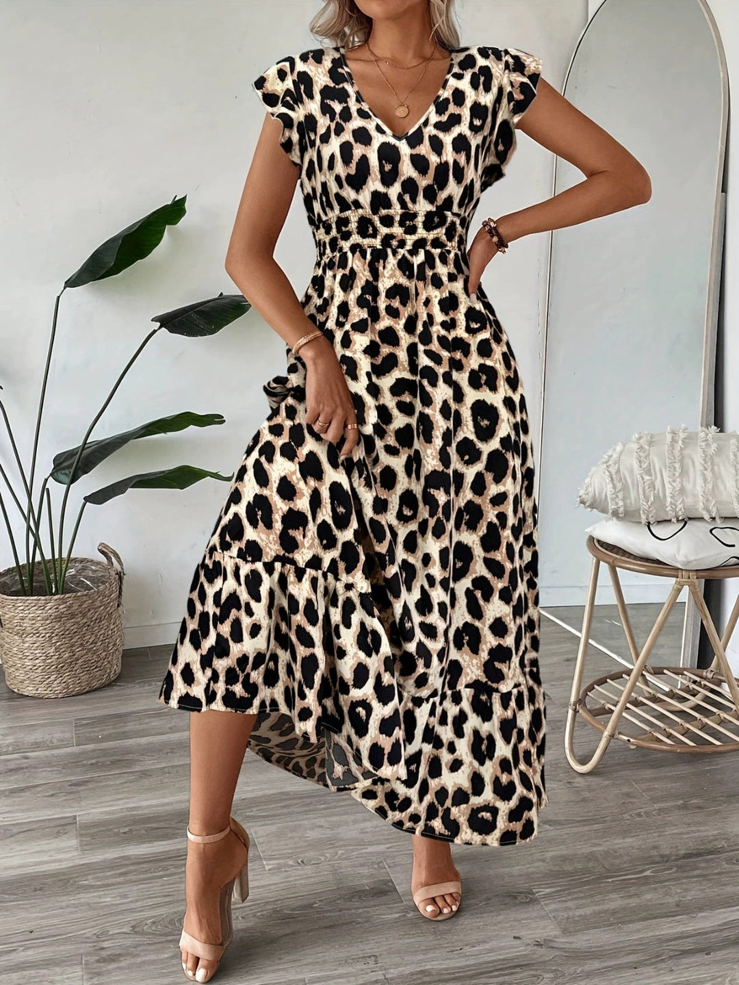 KAREN | BAROQUE MAXI DRESS WITH V-NECK