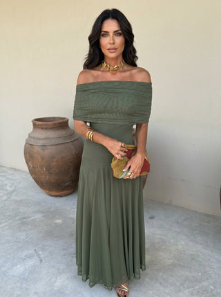 VICTORIA | OFF-SHOULDER PLEATED MAXI DRESS